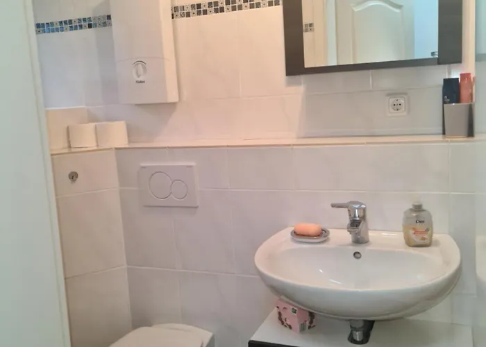 Gesamte Free Parking, Wlan Апартаменты Niestetal